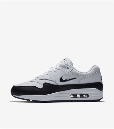 nike air max 1 premium sc jewel swoosh schwarz weiß|Nike Air Max 1 black swoosh.